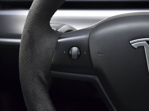 Used 2022 Tesla Model 3 RWD image 8