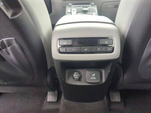 Used 2021 Hyundai Palisade SEL w/ Premium Package FWD image 21