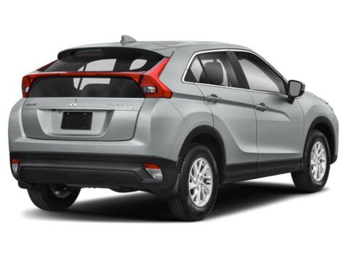 Used 2018 Mitsubishi Eclipse Cross ES image 2