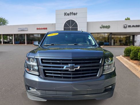 Used 2020 Chevrolet Tahoe Premier AWD/4WD image 2