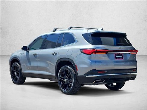 Used 2025 Buick Enclave Preferred w/ Super Cruise Package FWD image 6