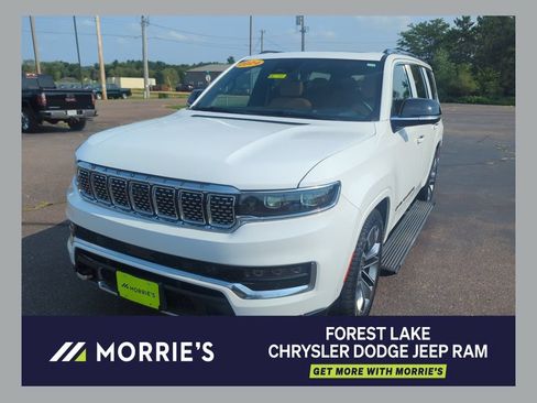 Used 2024 Jeep Grand Wagoneer Series III w/ Rear Seat Video Group 1 AWD/4WD image 1