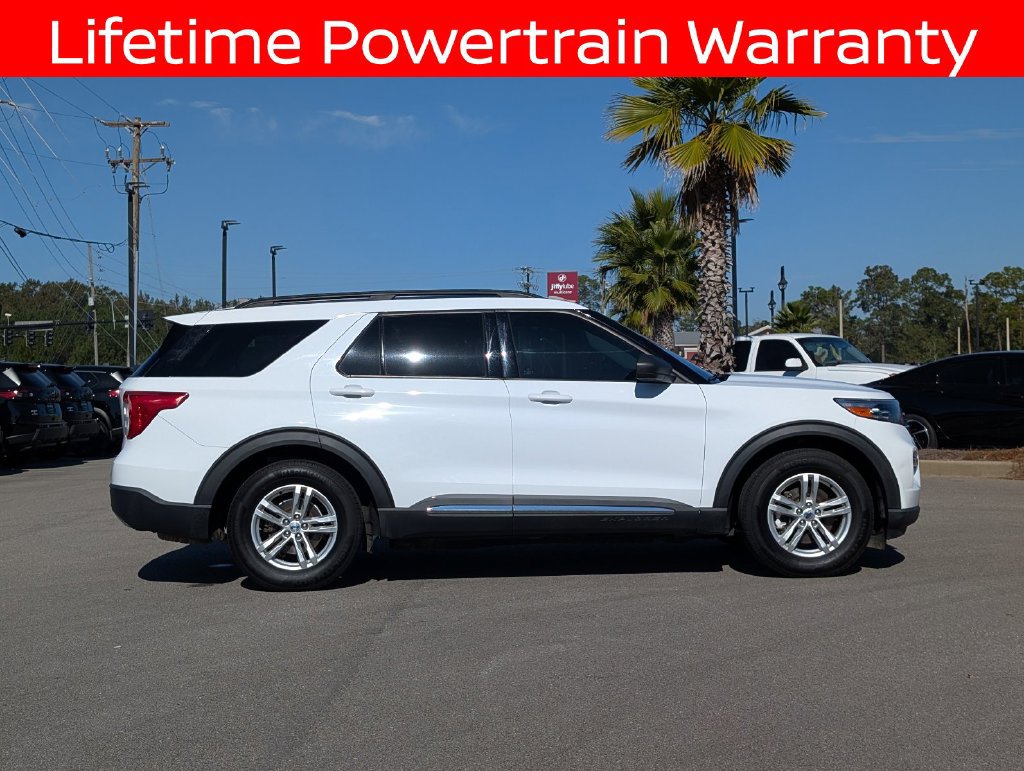 Used 2022 Ford Explorer XLT w/ Equipment Group 202A RWD image 8