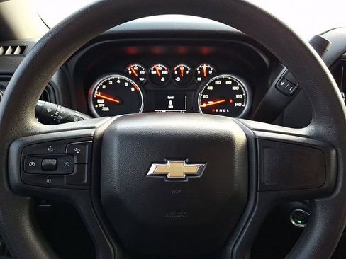 Used 2022 Chevrolet Silverado 1500 Custom image 20