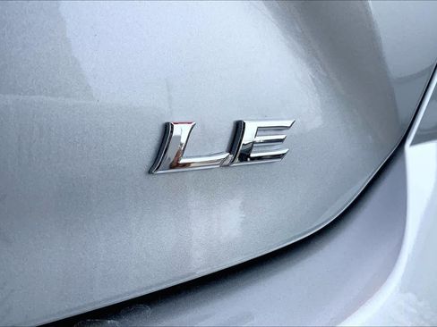 Used 2026 Toyota Camry LE image 9