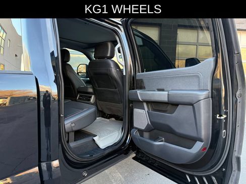 Used 2023 Ford F250 Lariat w/ Chrome Package AWD/4WD image 21