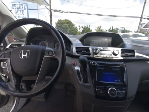 Used 2016 Honda Odyssey EX-L image 10