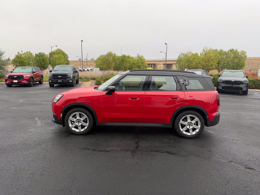 Used 2025 MINI Cooper Countryman SE AWD/4WD image 2