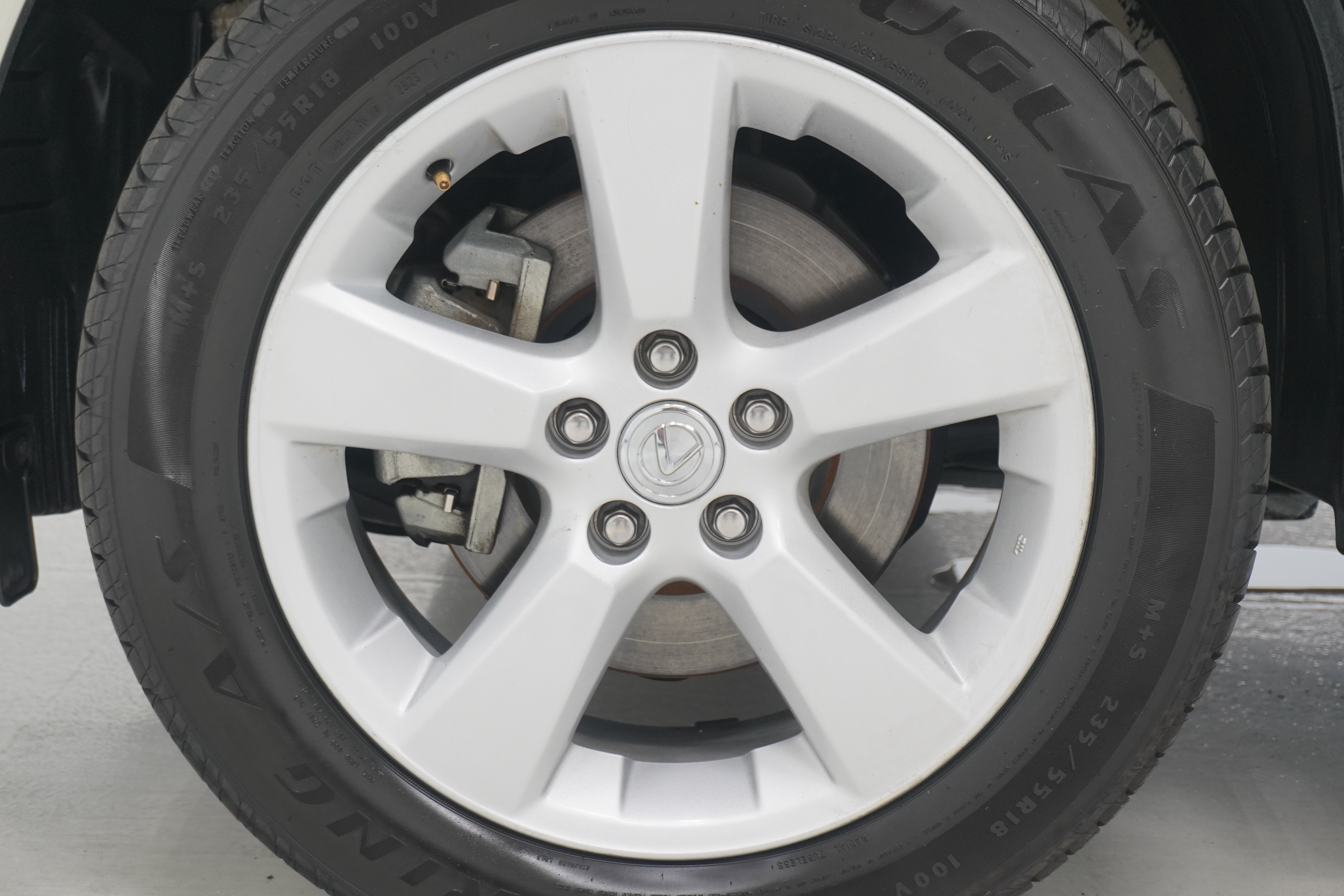 Used 2005 Lexus RX 330 w/ Premium Pkg FWD image 24