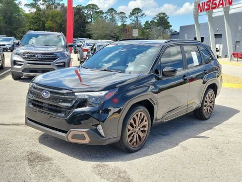 Used 2025 Subaru Forester Sport AWD/4WD image 5