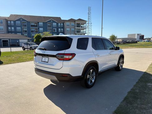 Certified 2023 Honda Pilot EX-L image 7