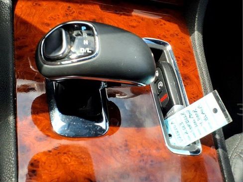 Used 2013 Chrysler 300 AWD w/ Driver Convenience Group image 23