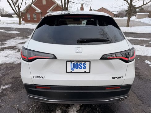 Certified 2026 Honda HR-V Sport image 4