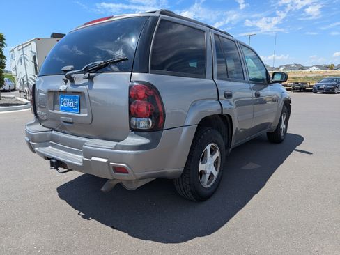 Used 2006 Chevrolet TrailBlazer LS w/ LS Preferred Equipment Group AWD/4WD image 5