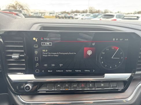 Certified 2023 GMC Sierra 1500 SLT w/ SLT Premium Package image 13