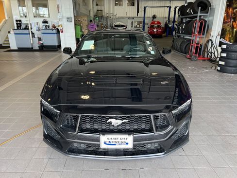 Used 2024 Ford Mustang GT image 2