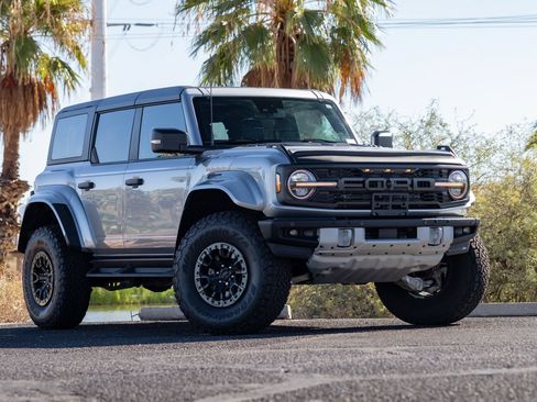 Used 2024 Ford Bronco Raptor AWD/4WD image 3