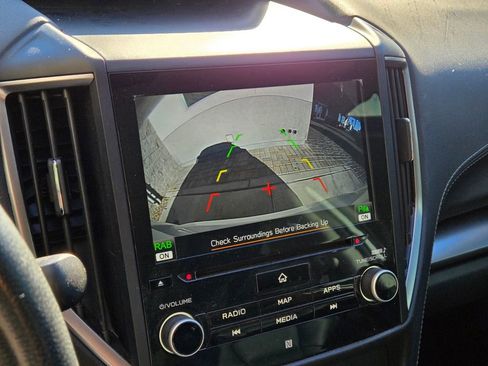 Used 2022 Subaru Impreza 2.0i Limited w/ Popular Package #2 image 11