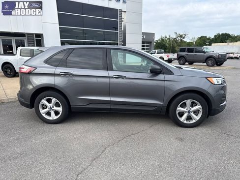Used 2022 Ford Edge SE AWD/4WD image 8
