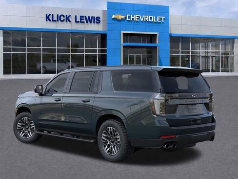 New 2026 Chevrolet Suburban Z71 AWD/4WD image 3