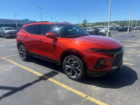 Used 2021 Chevrolet Blazer RS w/ Enhanced Convenience Package FWD image 6