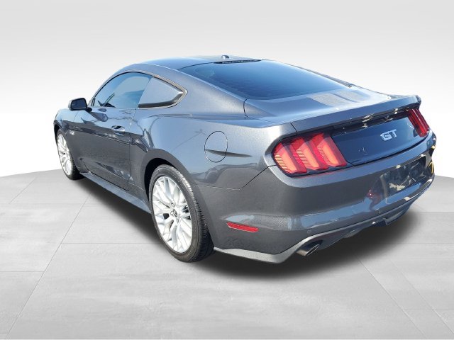 Used 2017 Ford Mustang GT Premium w/ GT Performance Package RWD image 6