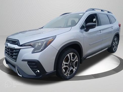 Used 2026 Subaru Ascent Touring AWD/4WD image 6