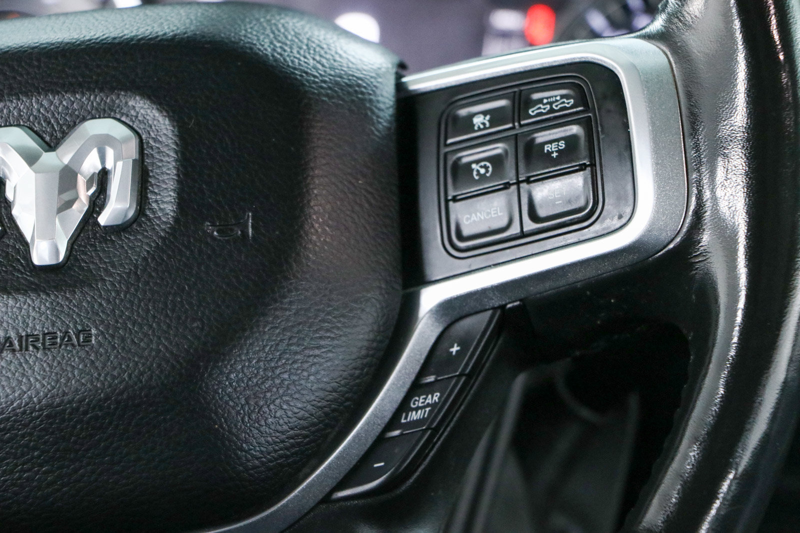 Used 2020 RAM 2500 Laramie AWD/4WD image 14