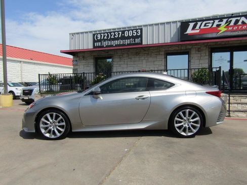 Used 2015 Lexus RC 350 w/ Luxury Package RWD image 2