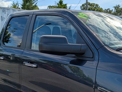 Used 2019 RAM 1500 Big Horn RWD image 10