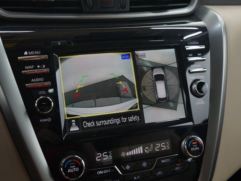 Used 2024 Nissan Murano Platinum AWD/4WD image 25
