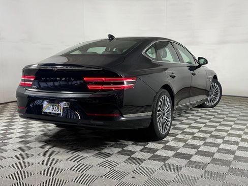 Used 2024 Genesis G80 image 2