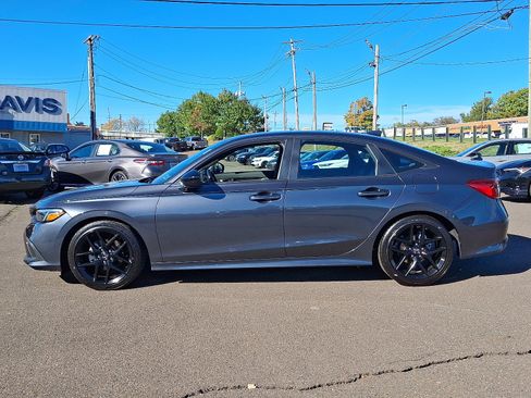 Used 2024 Honda Civic Sport image 7