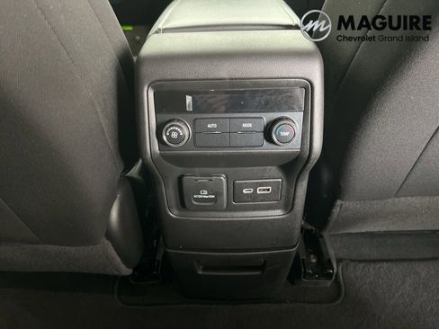 Used 2023 GMC Acadia SLE w/ Driver Convenience Package image 22