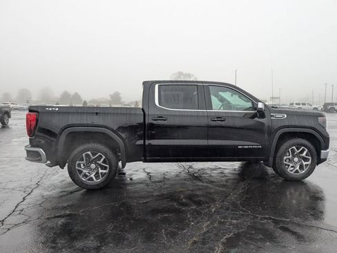 New 2026 GMC Sierra 1500 SLE w/ Preferred Package image 8