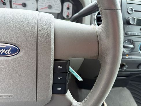 Used 2007 Ford F150 XLT AWD/4WD image 16