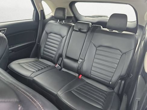 Used 2022 Ford Edge SEL w/ Convenience Package AWD/4WD image 13