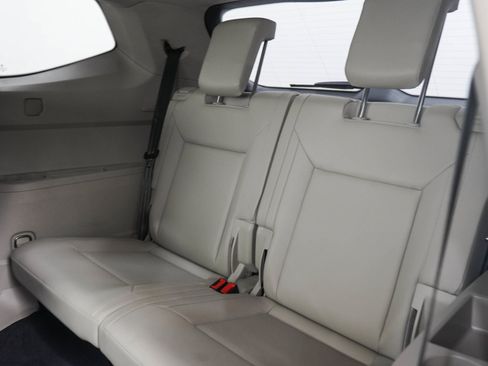 Used 2019 Volkswagen Atlas SEL AWD/4WD image 15