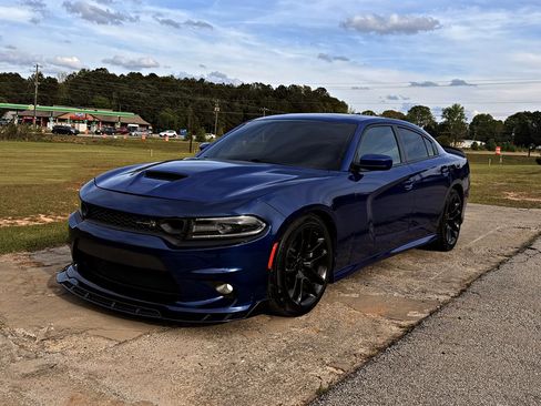 Used 2020 Dodge Charger Scat Pack image 1