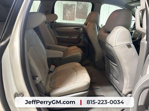Used 2015 Chevrolet Traverse LT FWD image 20