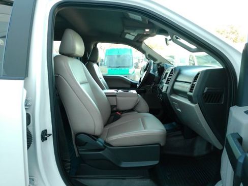 Used 2020 Ford F250 XL w/ Power Equipment Group image 19