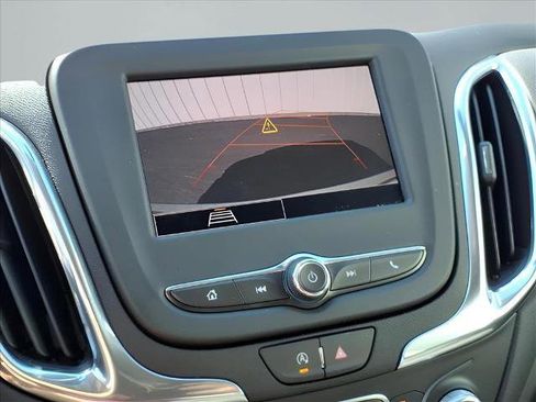 Used 2024 Chevrolet Equinox LT image 12