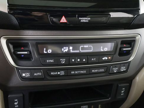 Used 2018 Honda Pilot EX-L image 48
