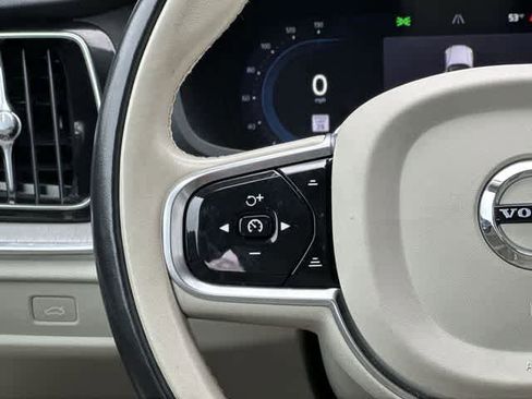 Used 2024 Volvo S60 B5 Plus image 9