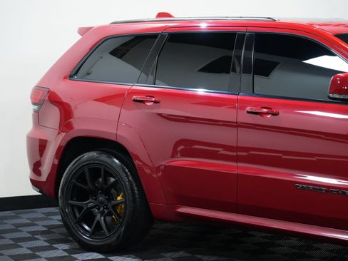 Used 2019 Jeep Grand Cherokee Trackhawk w/ Trailer Tow Group IV AWD/4WD image 14