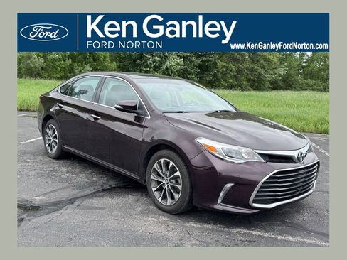Used 2016 Toyota Avalon XLE Premium FWD image 1
