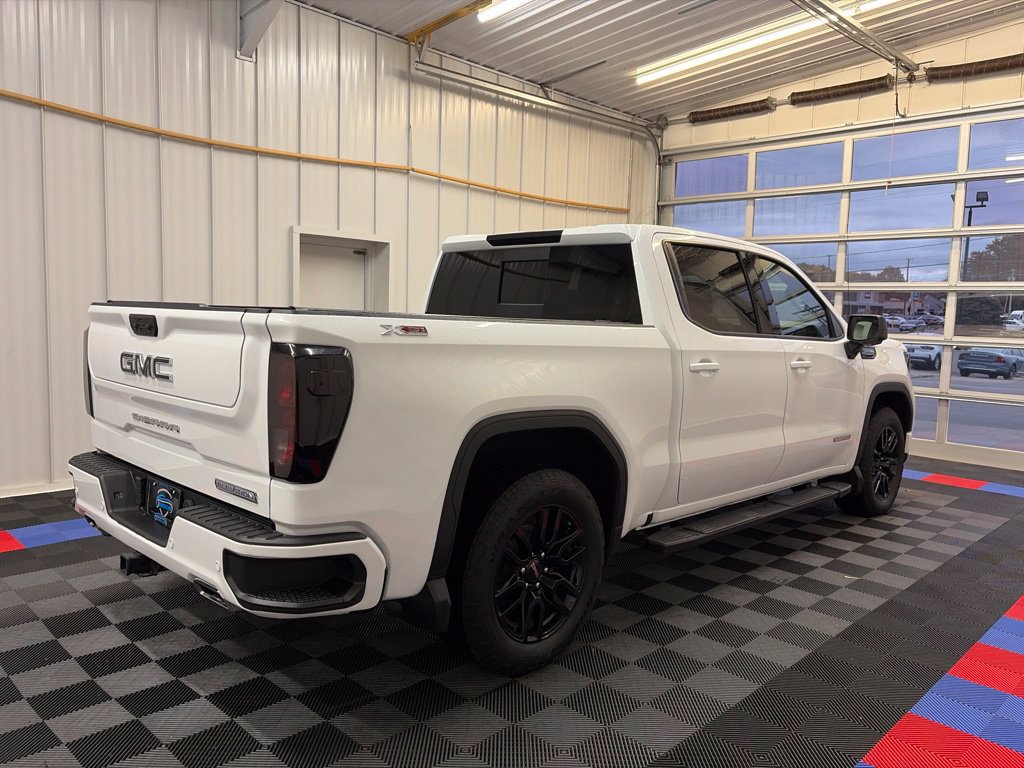 Used 2024 GMC Sierra 1500 Elevation w/ Elevation Premium Package AWD/4WD image 4