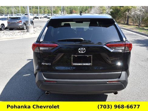 Used 2024 Toyota RAV4 LE image 6