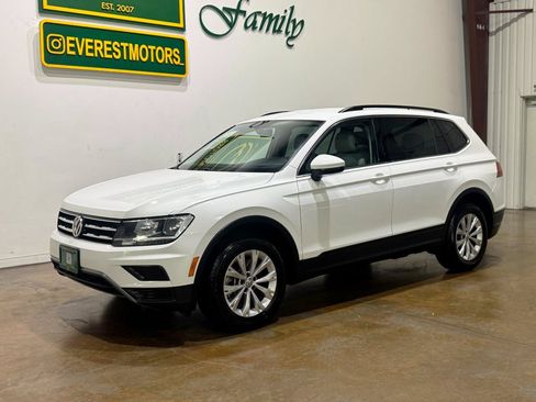 Used 2019 Volkswagen Tiguan SE FWD image 3
