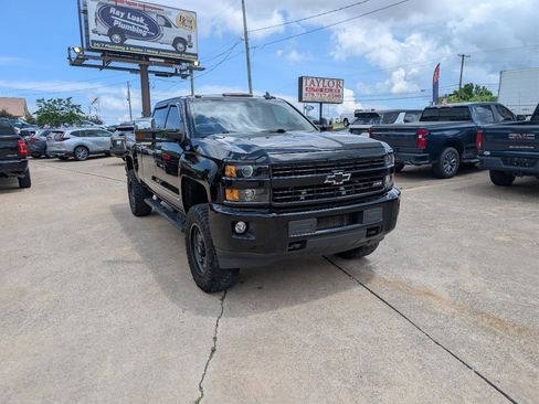 Used 2016 Chevrolet Silverado 2500 LTZ w/ Duramax Plus Package AWD/4WD image 5